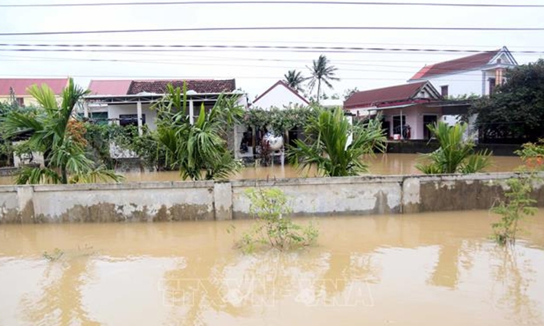  Chính phủ yêu cầu bố trí lực lượng sẵn sàng ứng phó với bão số 13